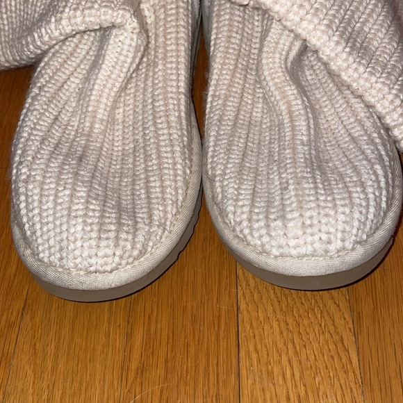 RARE Vintage UGG Cardy Fringe Cream Boots with Buttons - Picture 6 of 8